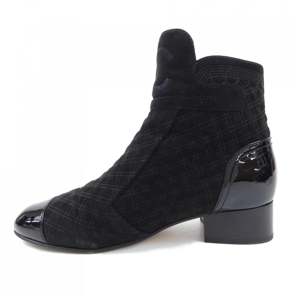 Chanel G34342Y51280 Kid Suede Patent Calfskin Boots