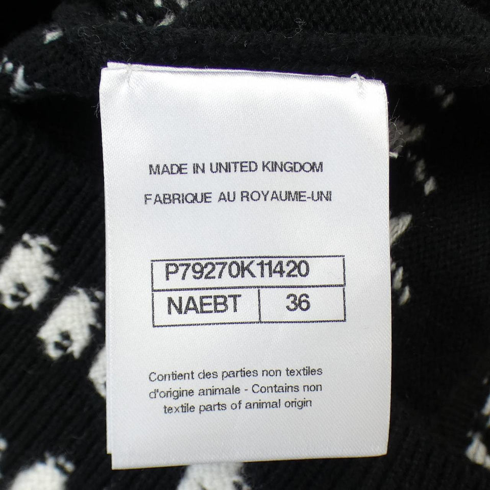 Chanel P79270K11420 Cashmere igan