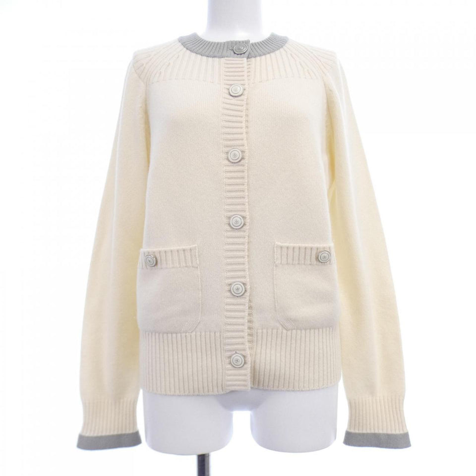 Chanel P47948K06140 Cashmere igan
