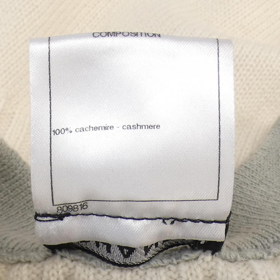 Chanel P47948K06140 Cashmere igan