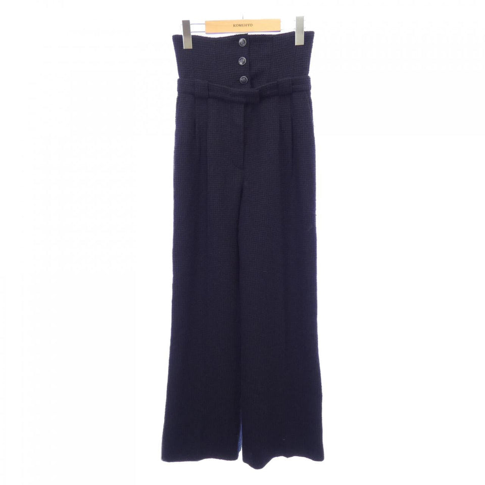 Chanel P53403V36894 Pants