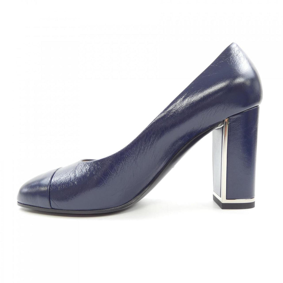 Chanel G31655X51384 Calfskin Pumps