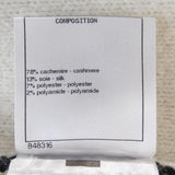 Chanel P71365K10274 Cashmere igan