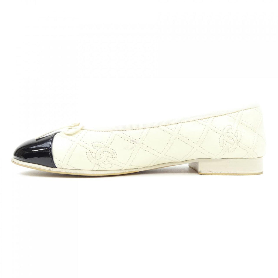 Chanel G40110Y56581 Flat Shoes