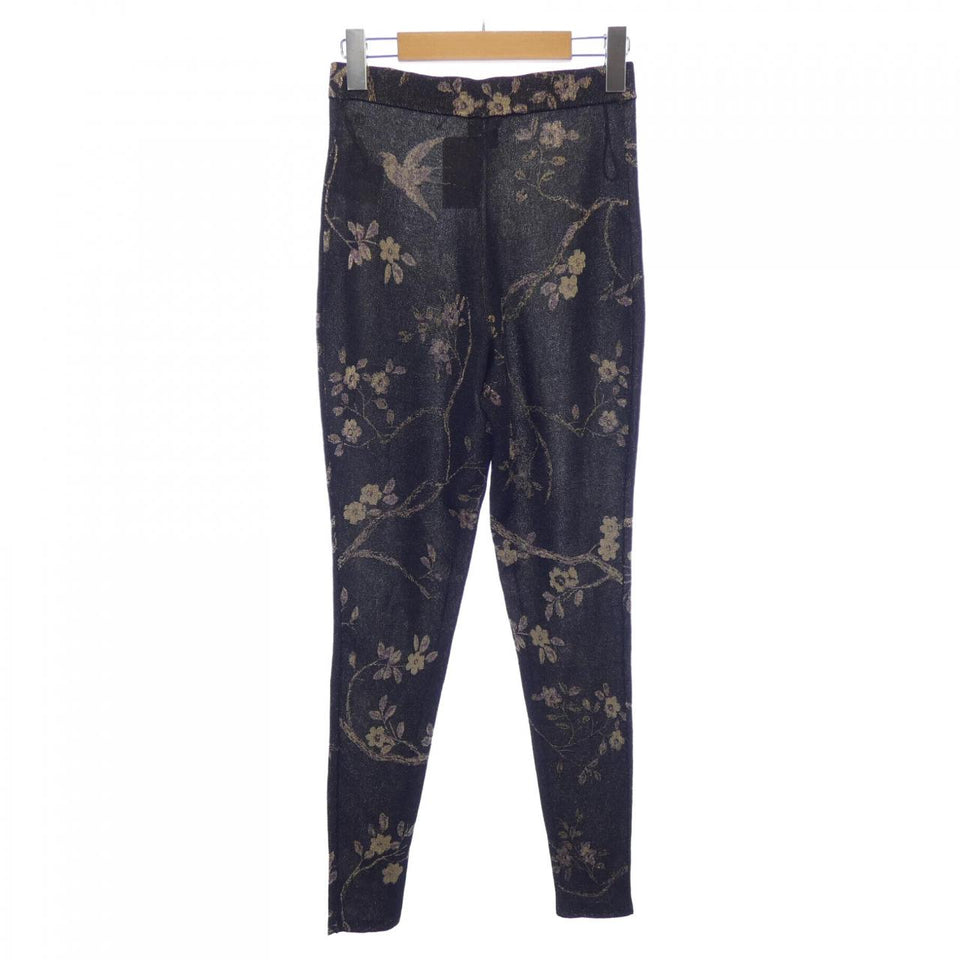 Chanel Leggings