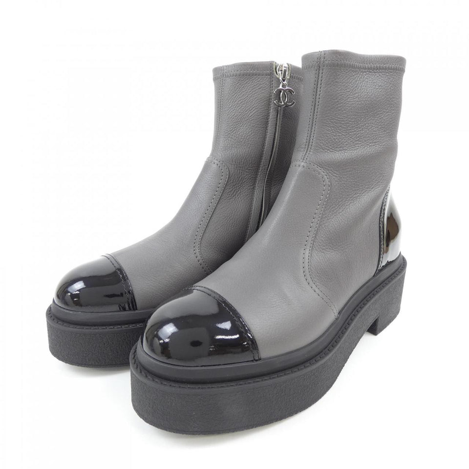 Chanel G45329B14510 Grained Calfskin Patent Calfskin Short Boots