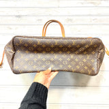 Handbag Luxury Designer By Louis Vuitton Size: Large