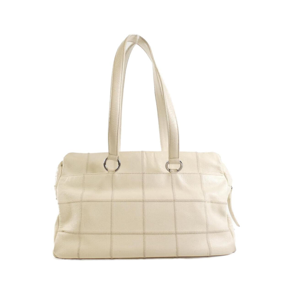 Chanel Caviar Skin Shoulder Bag