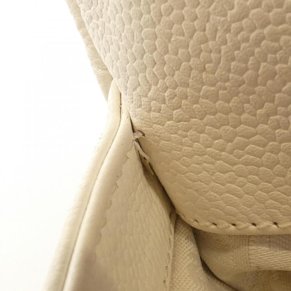 Chanel Caviar Skin Shoulder Bag