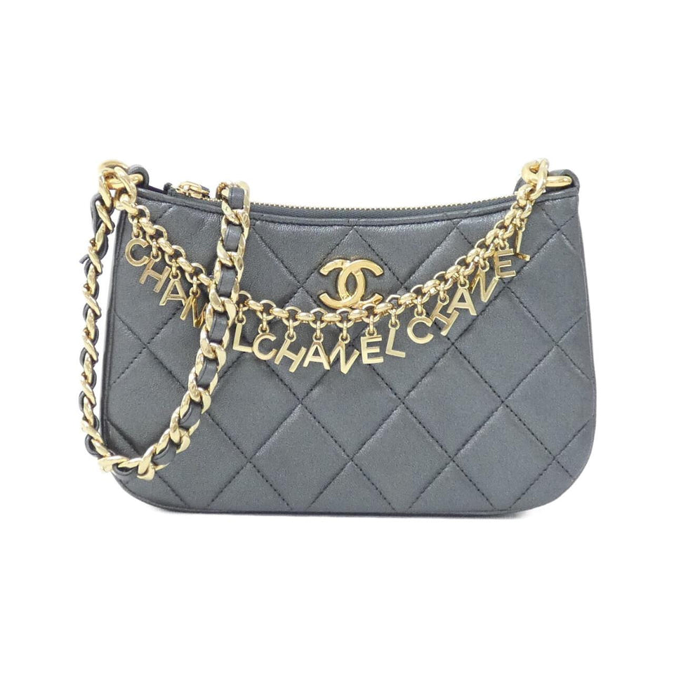 Chanel AP3847 Lambskin Chain Clutch