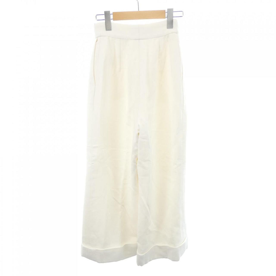 Chanel P57641V35654 Pants