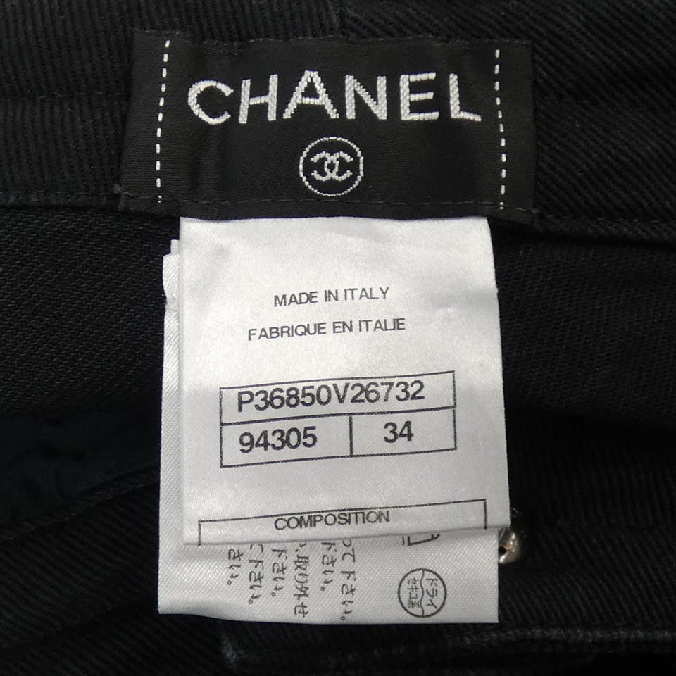 Chanel P36850V26732 Jeans