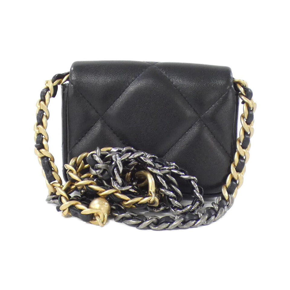 Chanel Chanel 19 Lambskin Waist Bag