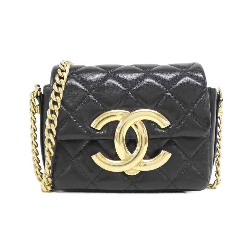Chanel Lambskin Chain Clutch