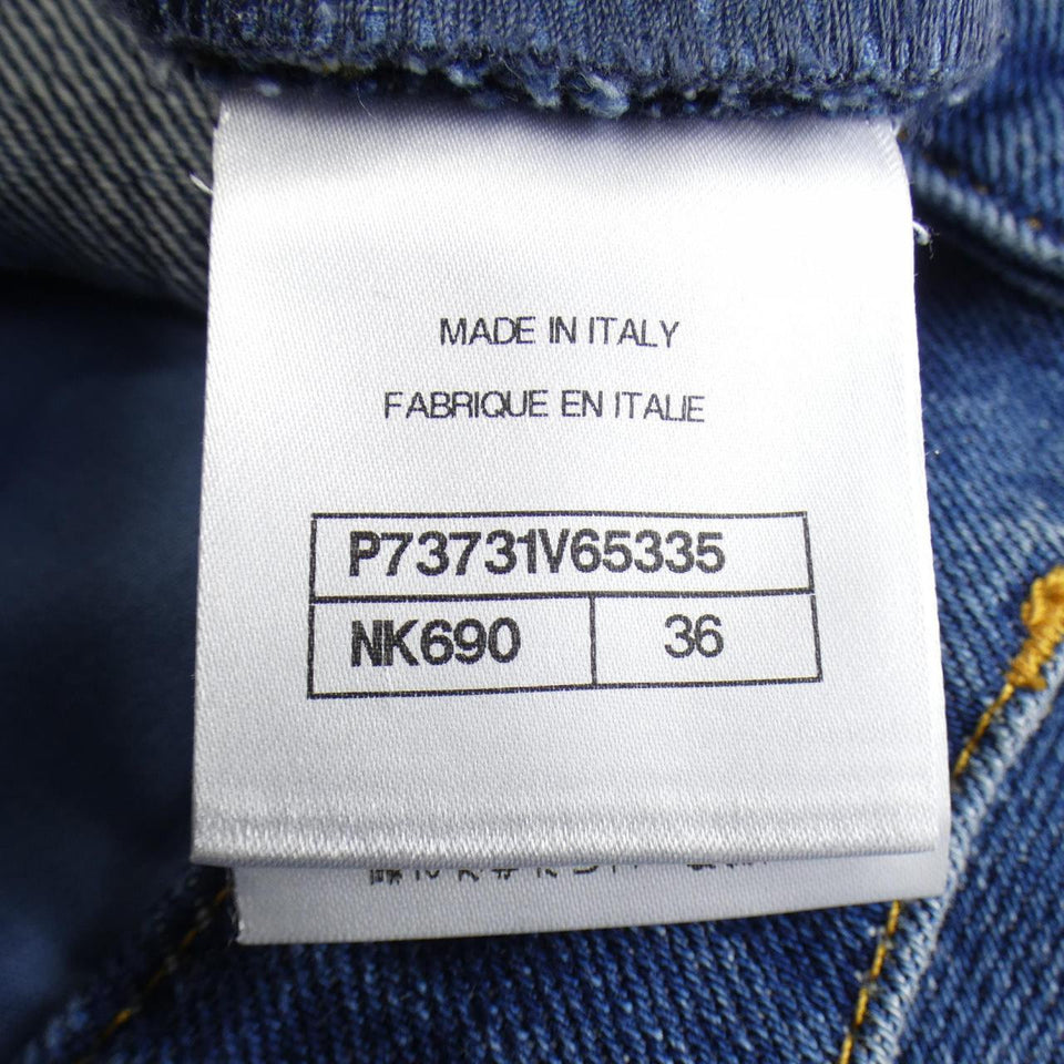 Chanel P73731V65335 Jeans