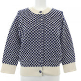 Chanel P47951K06141 Cashmere igan