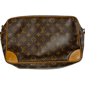 Handbag Luxury Designer By Louis Vuitton Size: Medium