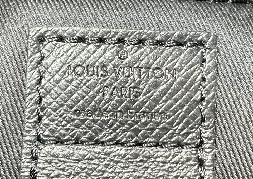 Louis Vuitton Briefcase Backpack Taiga Leather