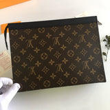 Louis Vuitton TOILETRY POUCH Clutch