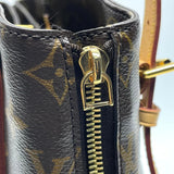 Handbag Luxury Designer By Louis Vuitton Size: Large