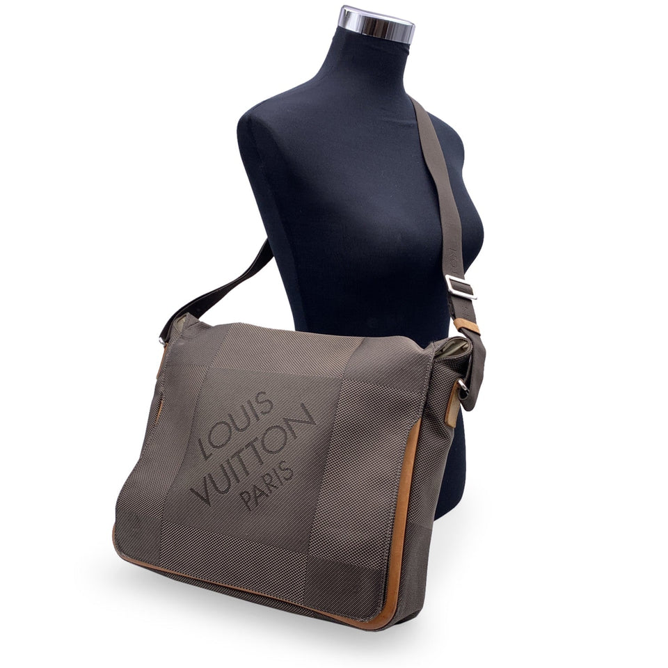 Louis Vuitton Terre Damier Geant Canvas Messenger Crossbody Bag