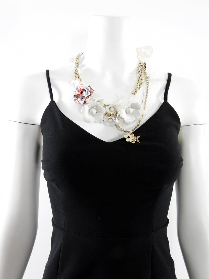 Louis Vuitton Vintage Fall 2005 Red and White Chain Crystal Flower Ribbon Necklace