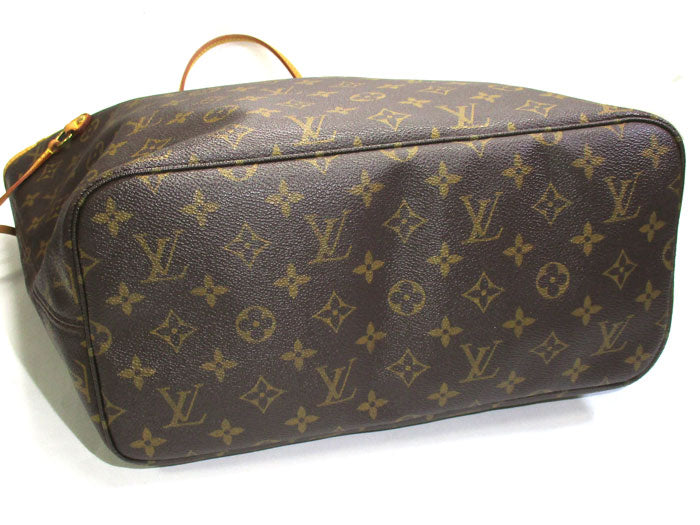 Louis Vuitton Neverfull MM Tote Bag Monogram