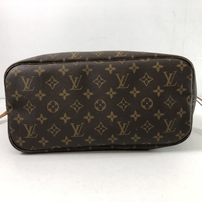 Louis Vuitton Monogram Neverfull MM Tote Bag