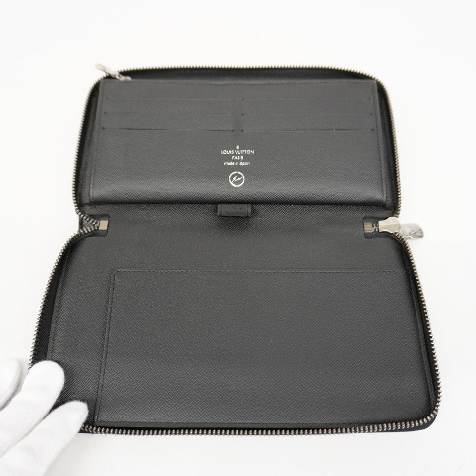 Louis Vuitton Bifold Long Wallet Monogram Eclipse Fragment Zippy Organizer