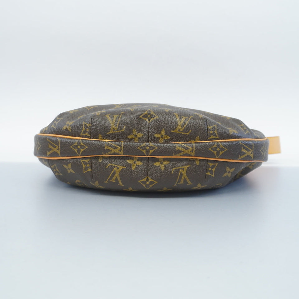 Louis Vuitton Shoulder Bag Monogram Croissant MM
