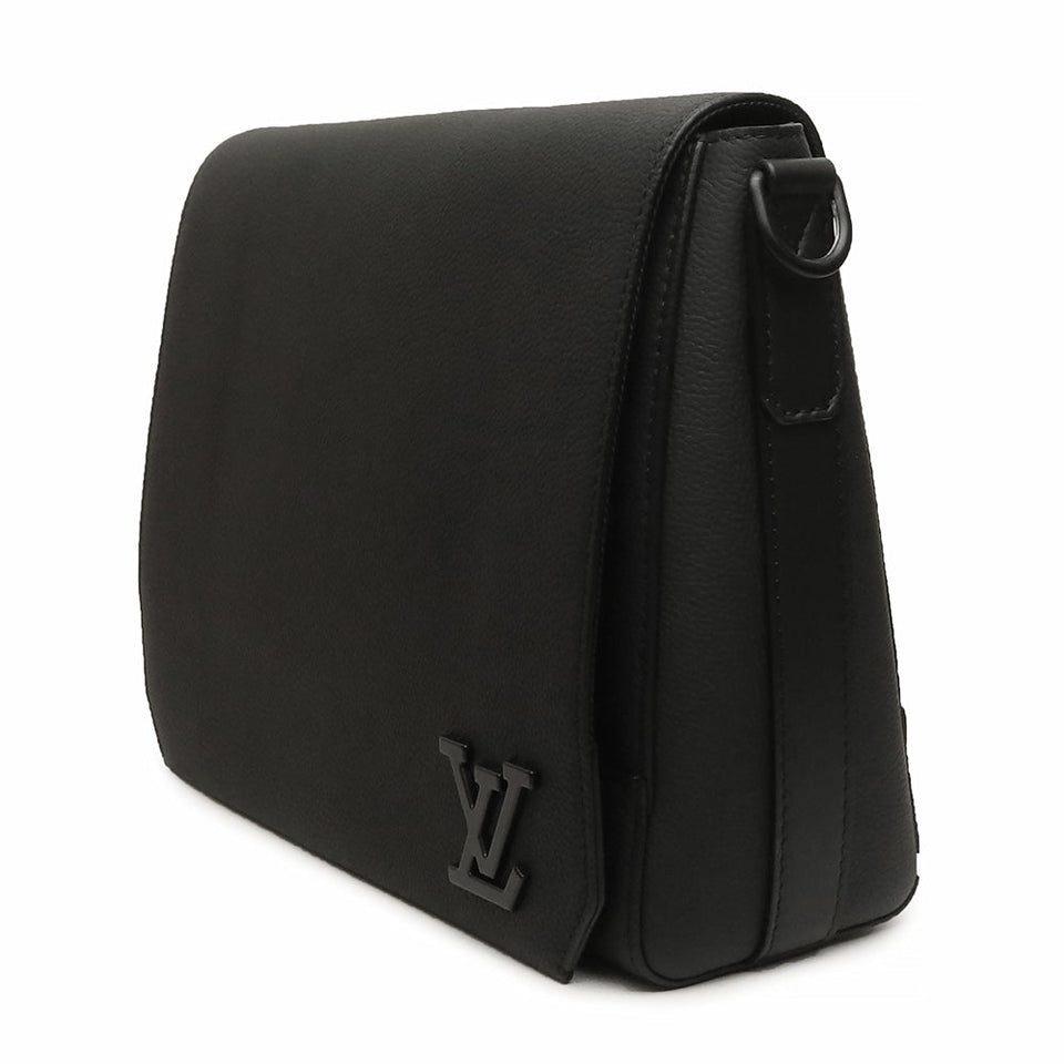 Louis Vuitton Aerogram Takeoff Messenger Shoulder Bag Diagonal Black
