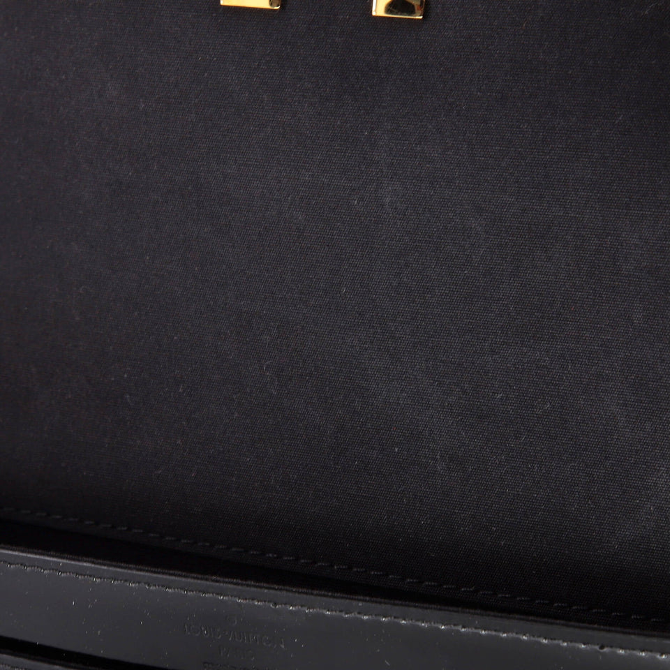 Louis Vuitton Louise Clutch Patent East West