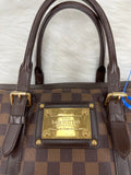 Handbag Luxury Designer By Louis Vuitton Size: Medium