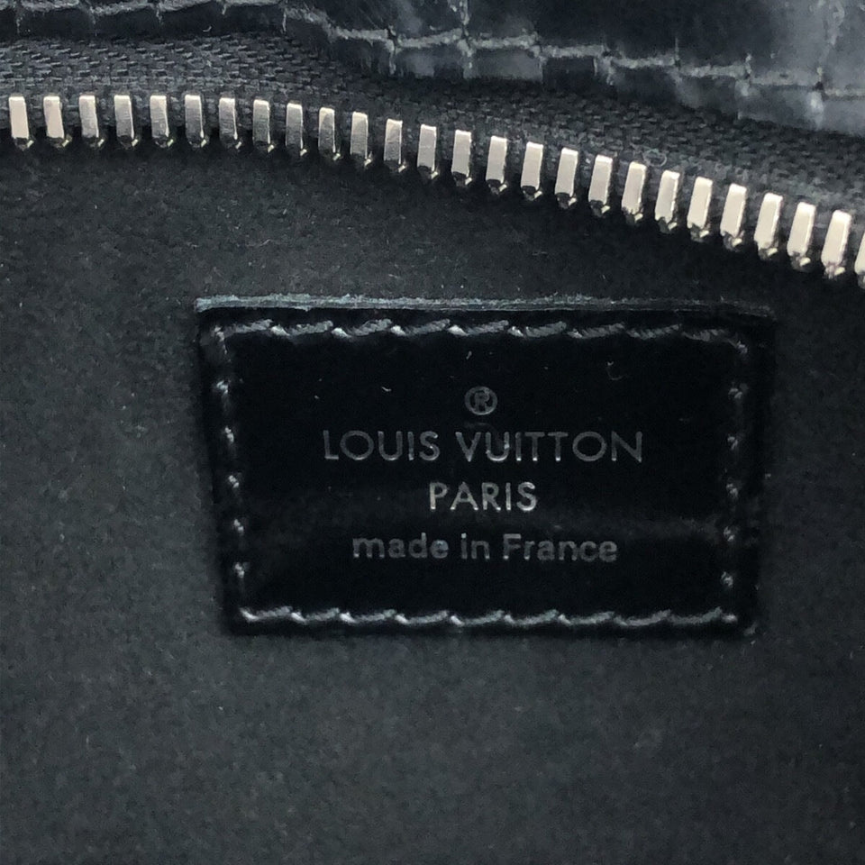 Louis Vuitton Pont Neuf PM  Glossy Epi Leather Handbag Noir