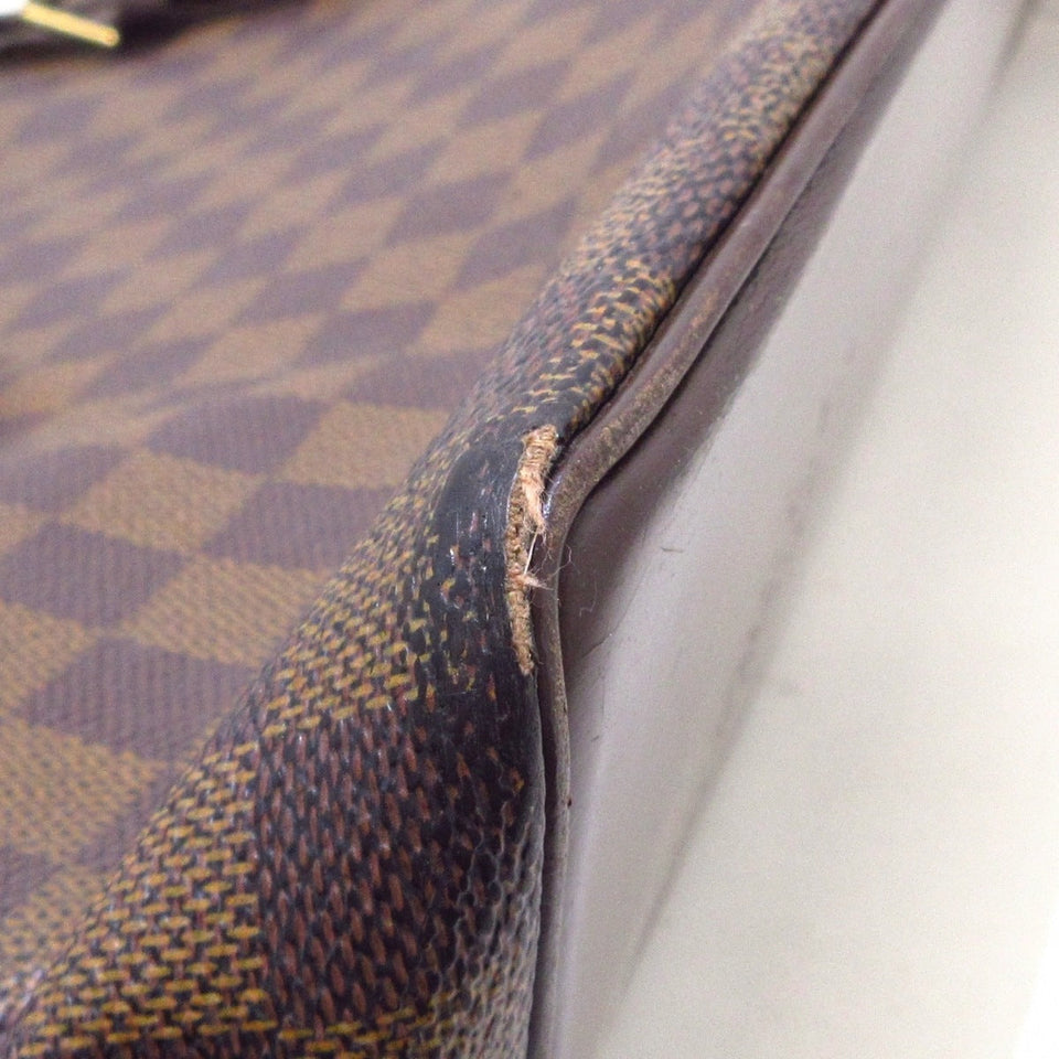 Louis Vuitton Chelsea  Damier Canvas Shoulder Bag