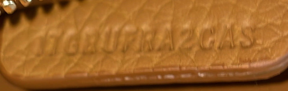 Burberry Frances Medium Leather Tote Bag in Brown – Bags Junction