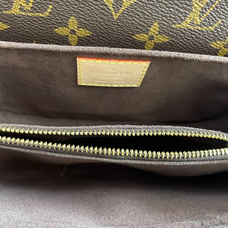 Louis Vuitton Pochette Métis East West Bag in Monogram Canvas Brown with Gold Hardware