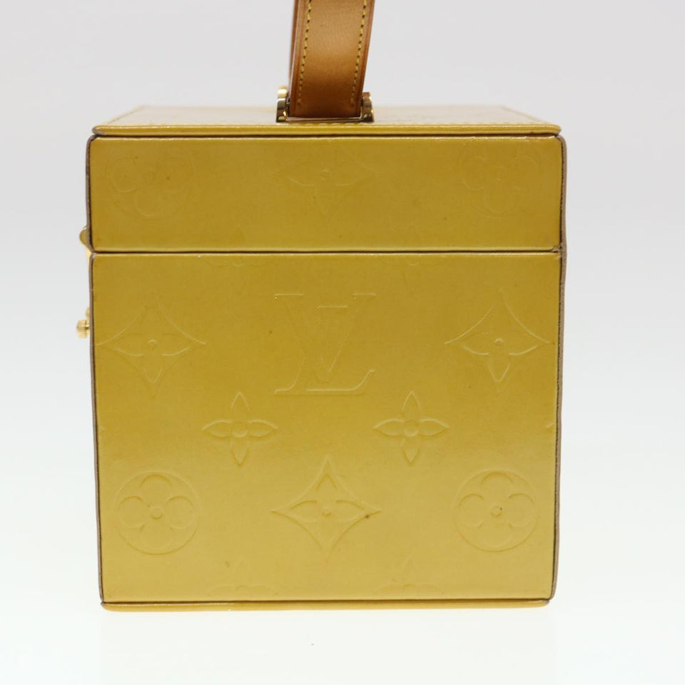 Louis Vuitton Monogram Vernis Bleecker Cosmetic Pouch Beige Clutch
