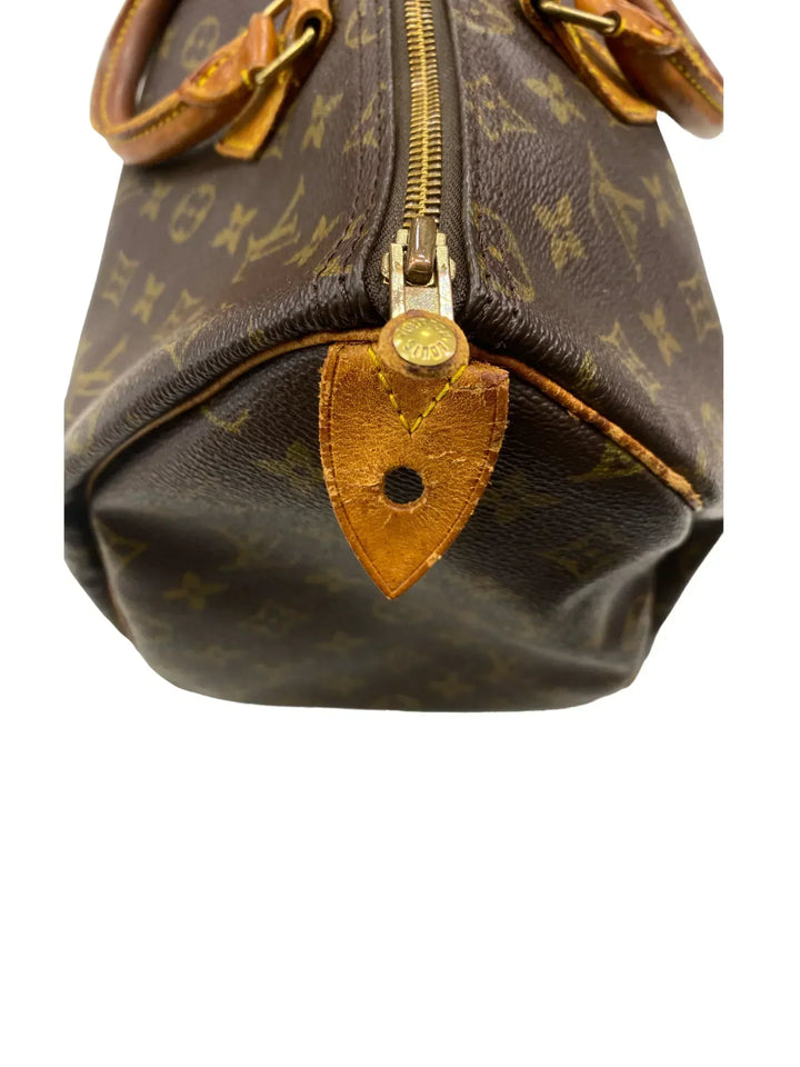 Handbag Designer By Louis Vuitton Size: Medium NYNY