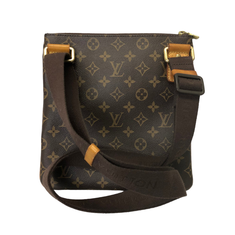 Louis Vuitton Pochette Valmy Gold Hardware Shoulder Bag