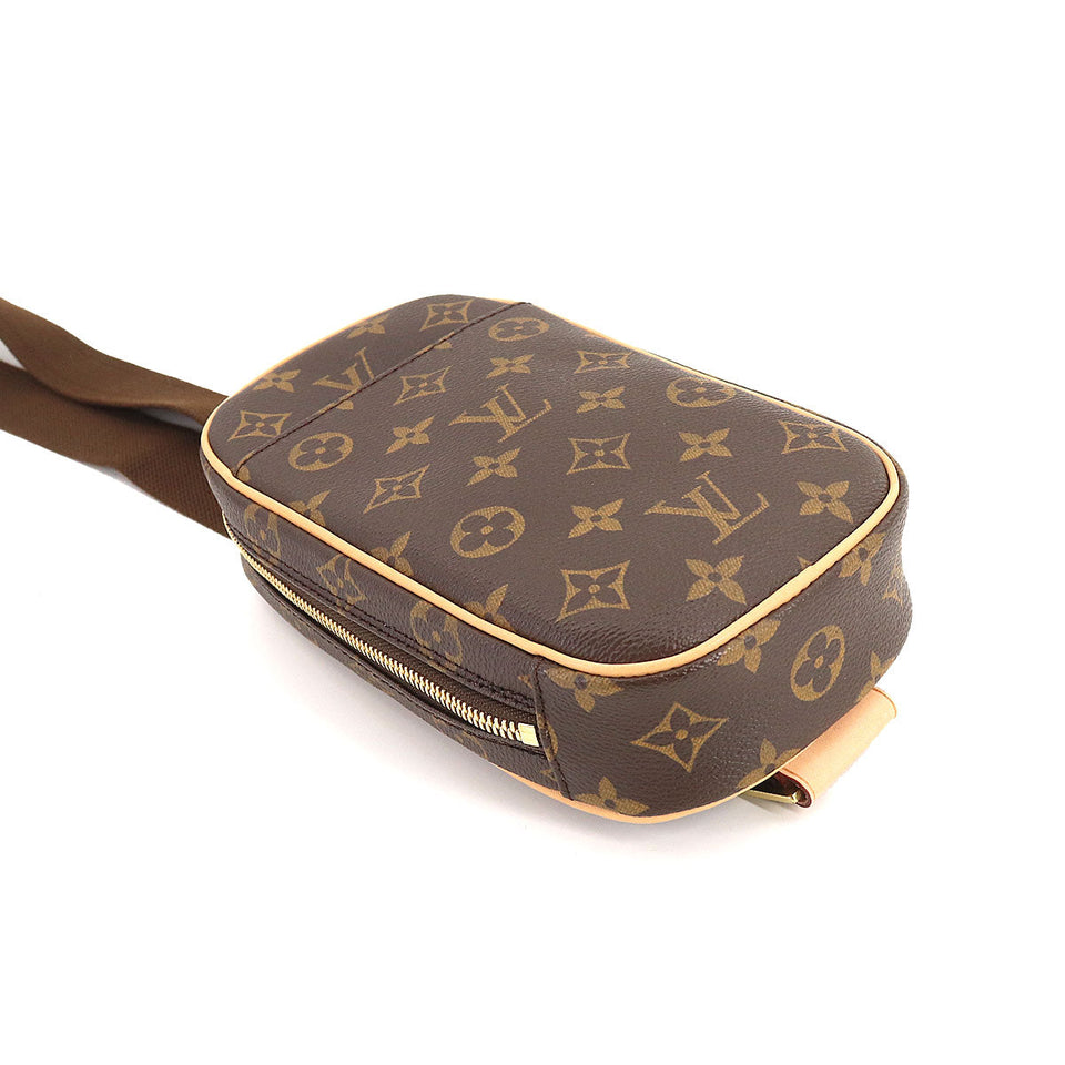 Louis Vuitton Monogram Pochette Gange Body Bag Brown Gold Metal Fittings