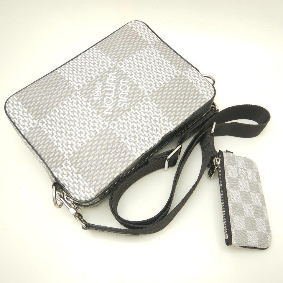 Louis Vuitton Damier Graphite 3D Trio Messenger Antarctica