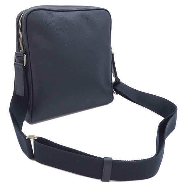 Louis Vuitton LockMe Messenger Crossbody Bag Noir Black