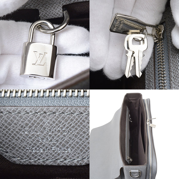 Louis Vuitton Vasili PM Handbag Taiga Gray
