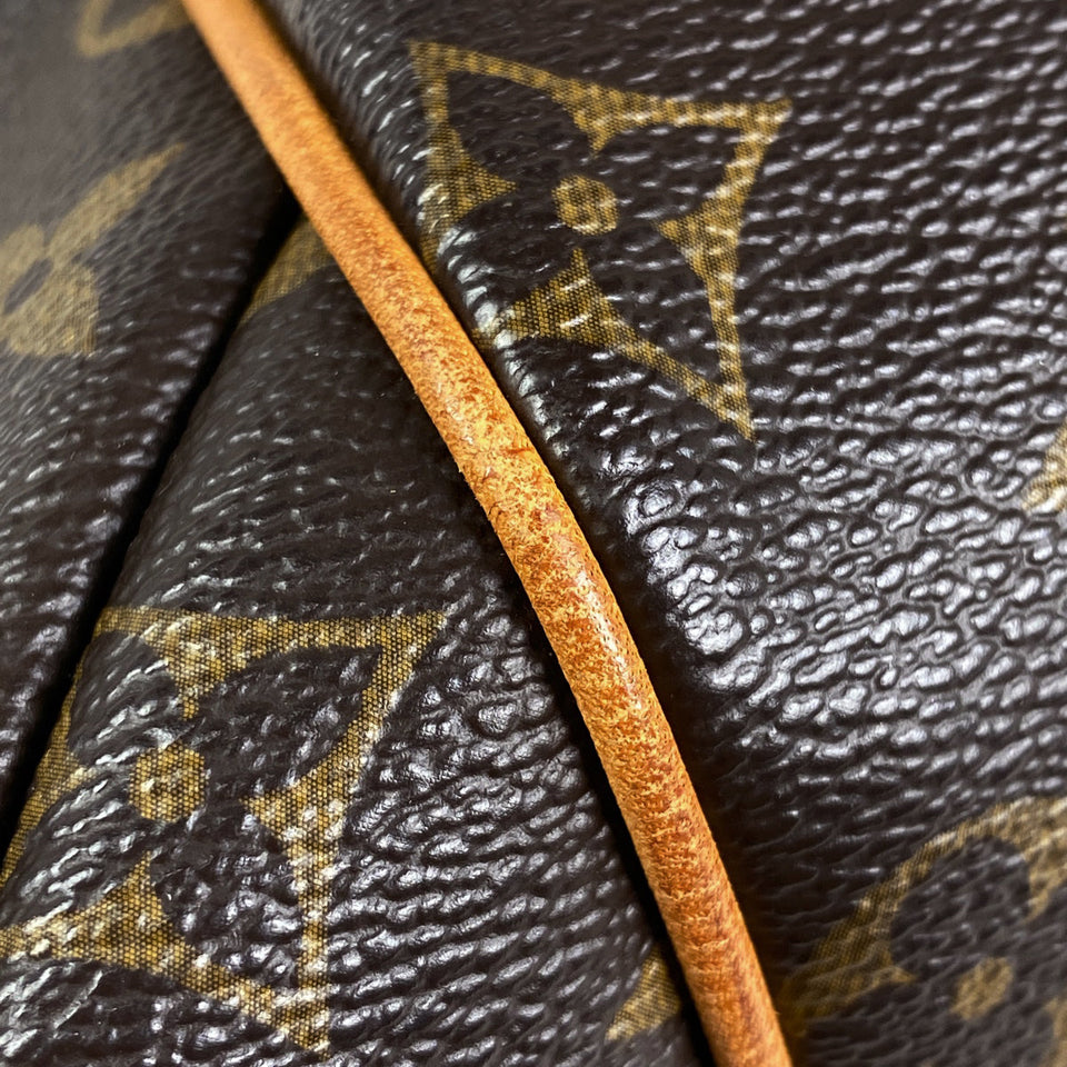 Louis Vuitton Totally MM Monogram Shoulder Bag Brown