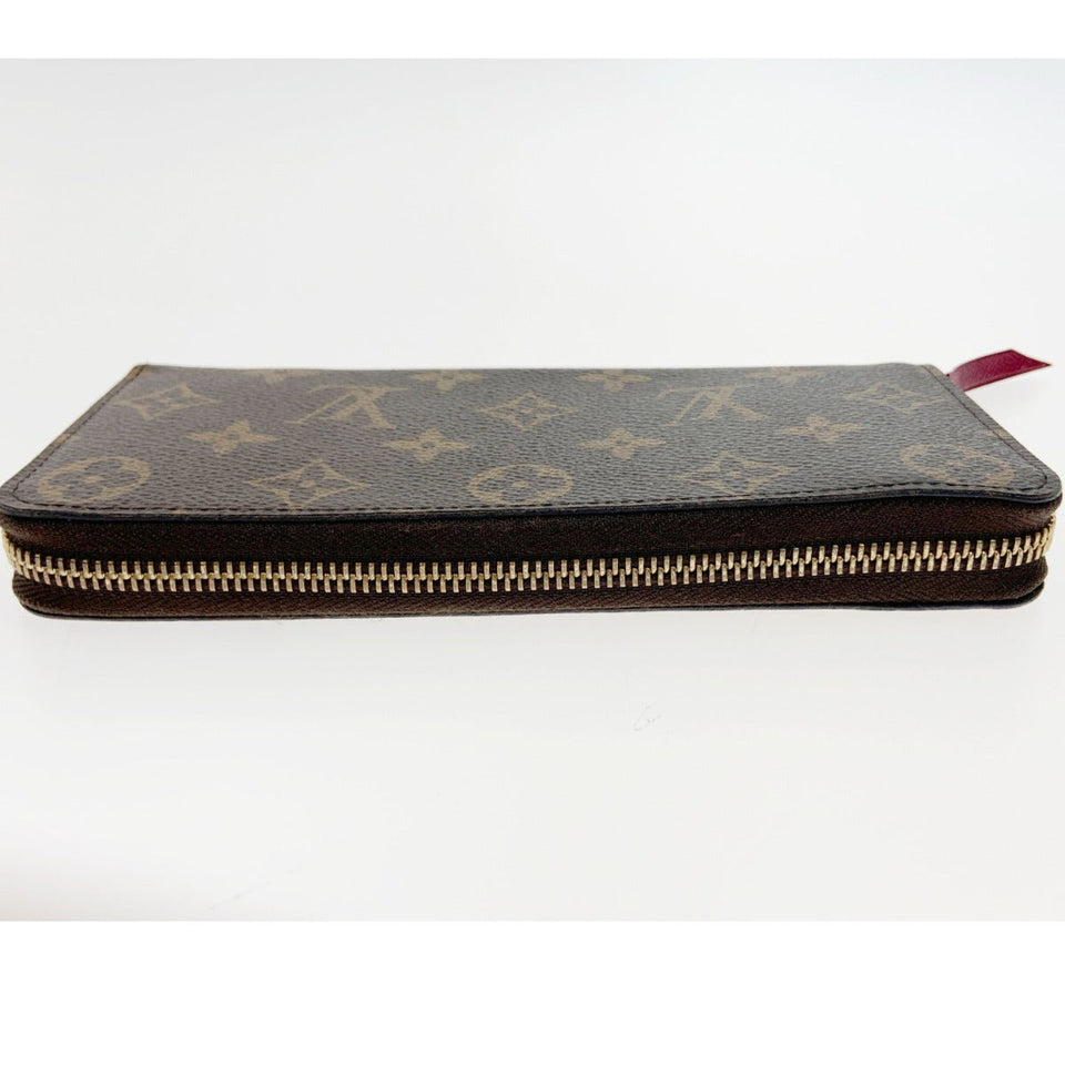 Louis Vuitton Monogram Zippy Wallet Round