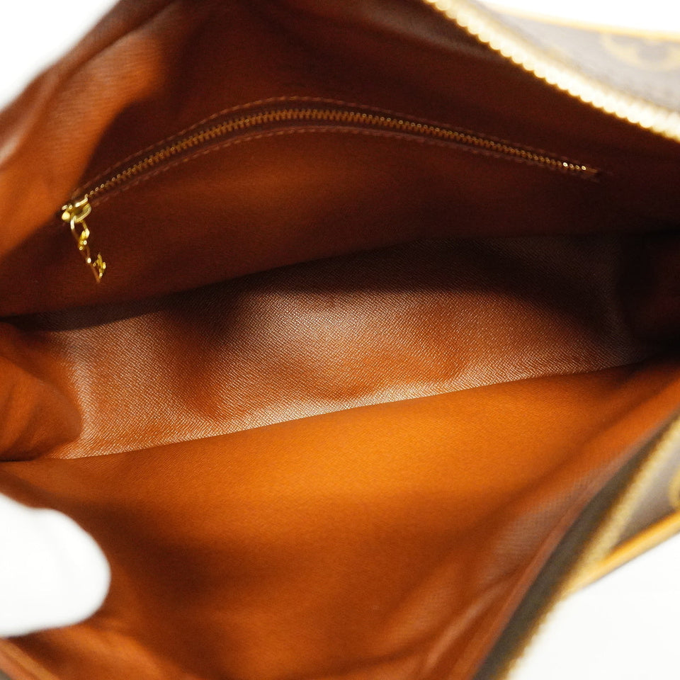 Louis Vuitton Shoulder Bag Monogram Boulogne 30 Handbag