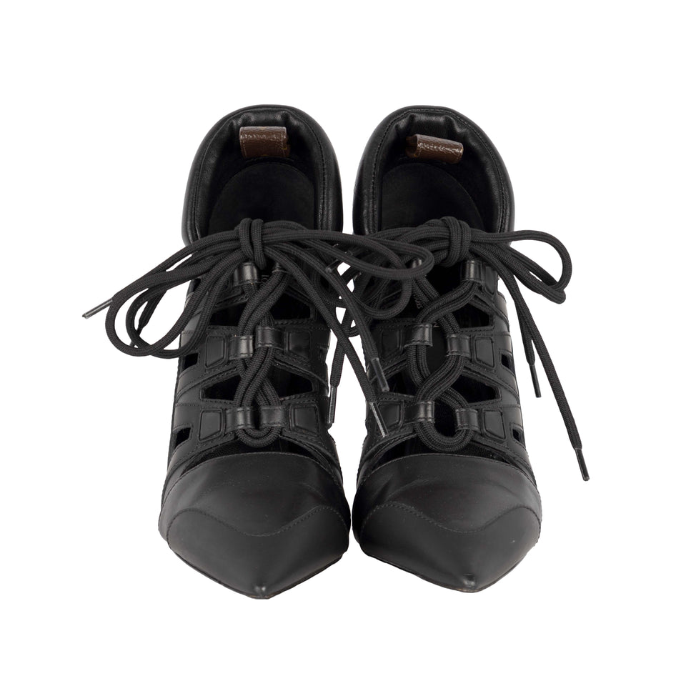 Women's Louis Vuitton Streamline Lace-up Pumps - '10s
