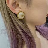 Chanel vintage pearl gold earrings TWS