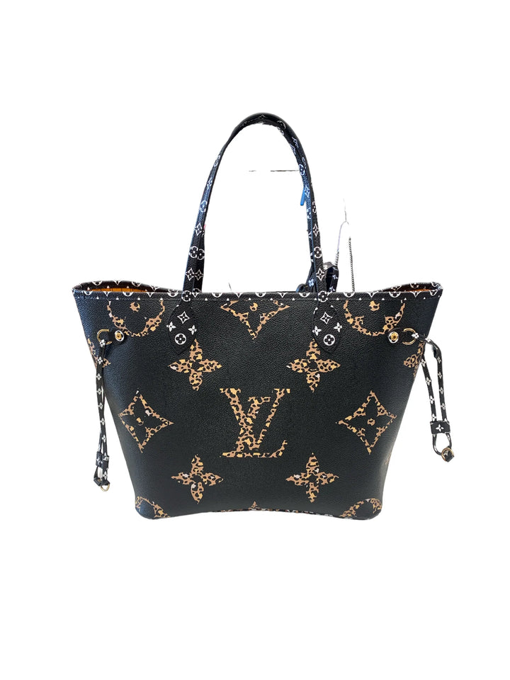 Handbag Designer By Louis Vuitton Size: Large